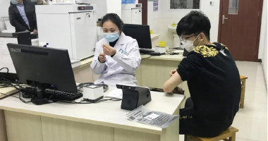 現(xiàn)場(chǎng)直擊 | 我們一起打疫苗，一起苗苗苗苗苗